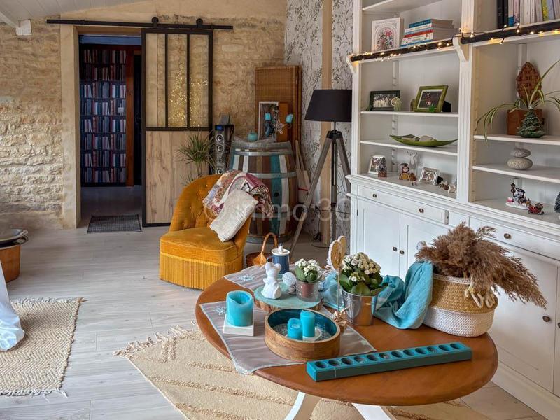 Maison en pierre - 201 m² - 8 pièces