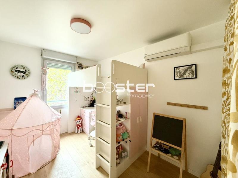 Appartement ancien - 63 m² - 3 pièces