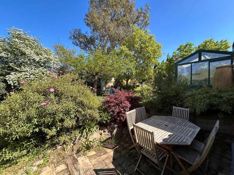 Maison en pierre - 187 m² - 9 pièces