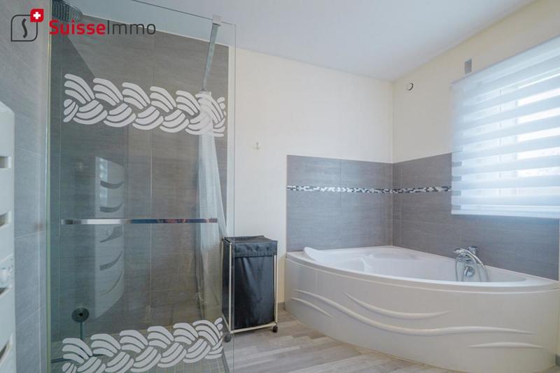 Maison - 155 m² - 6 pièces