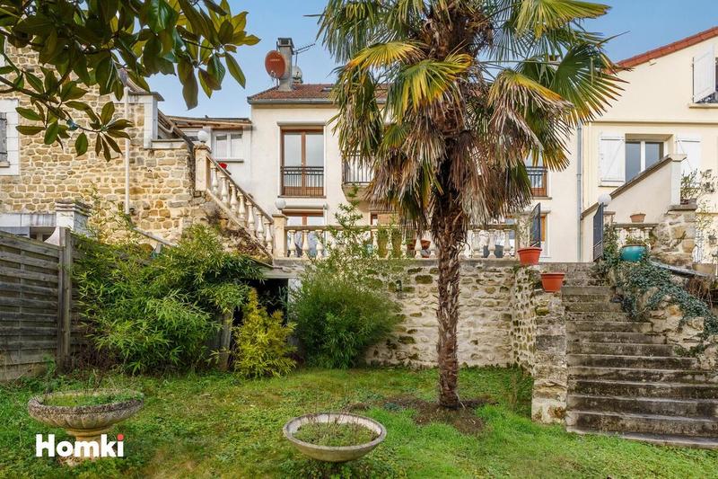 Maison - 180 m² - 6 pièces