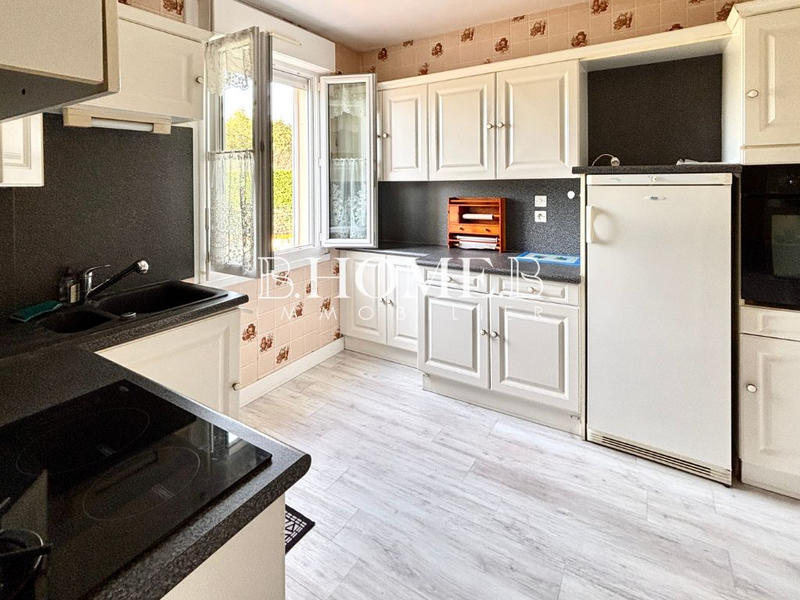 Maison - 82 m² - 5 pièces