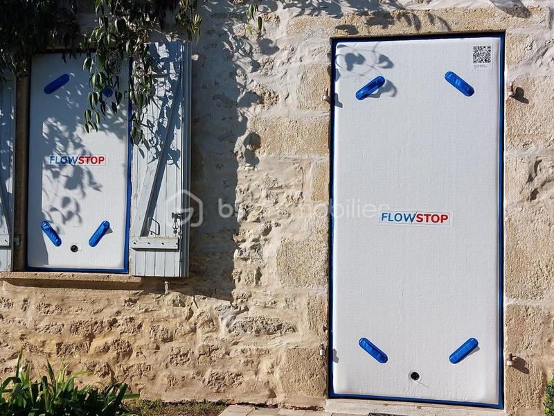 Propriété - 242 m² - 7 pièces