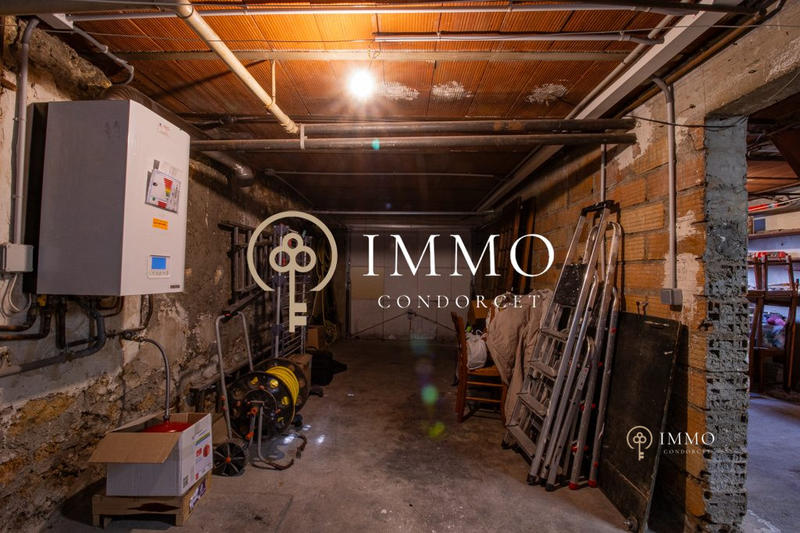 Maison - 90 m² - 5 pièces