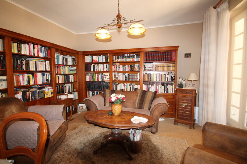 Maison - 190 m² - 5 pièces