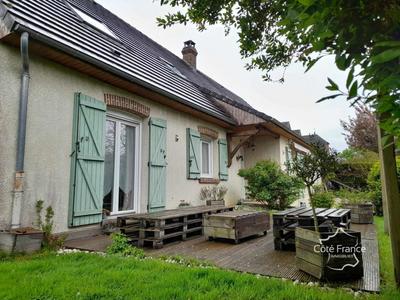 Maison - 182 m² - 8 pièces