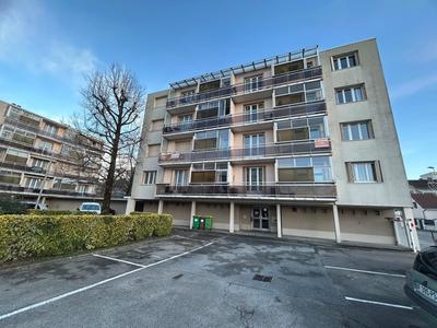 Appartement - 69 m² - 4 pièces