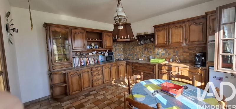 Maison - 180 m² - 7 pièces