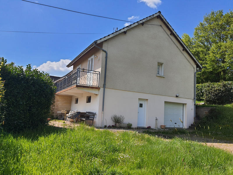 Maison - 90 m² - 5 pièces
