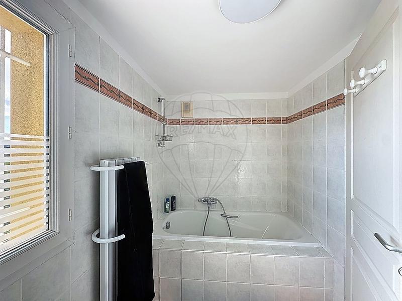 Maison - 122 m² - 5 pièces