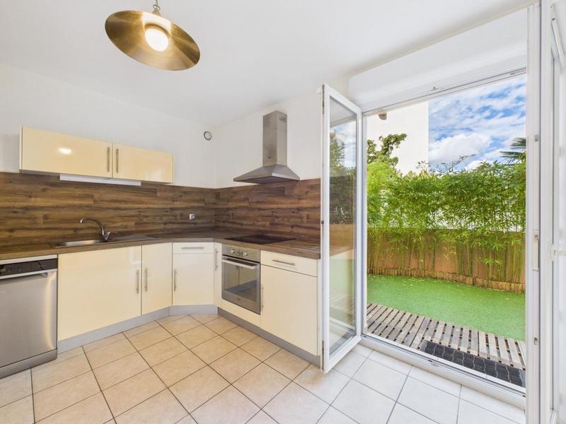 Appartement - 79 m² - 3 pièces