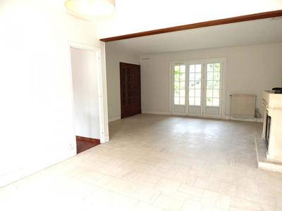 Maison - 193 m² - 6 pièces