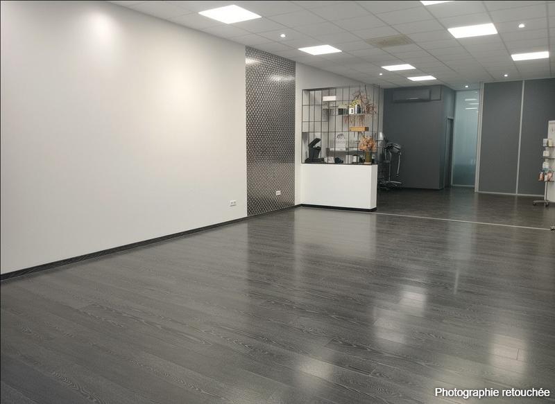 Local commercial - 93 m²