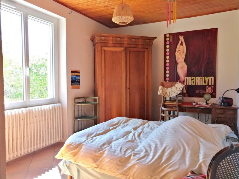 Maison - 168 m² - 8 pièces