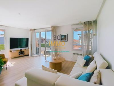 Appartement - 109 m² - 4 pièces