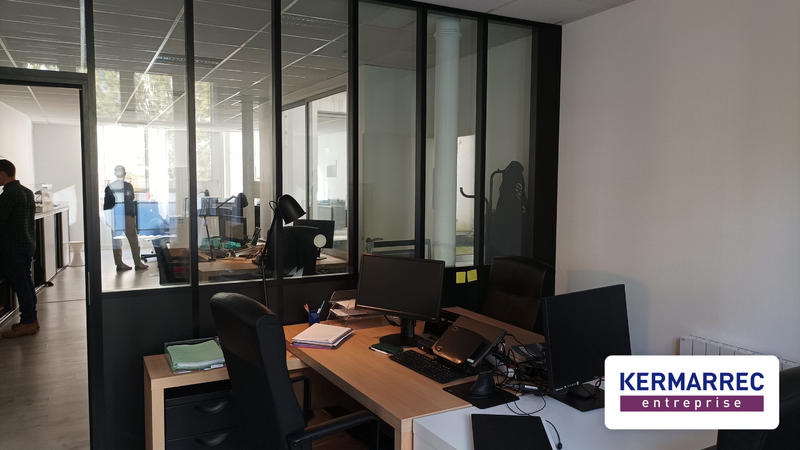 Bureau - 145 m²
