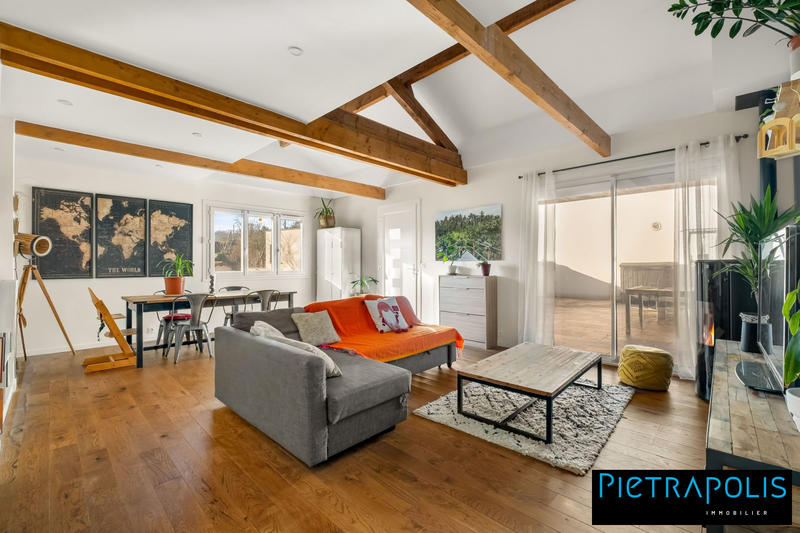 Appartement - 161 m² - 6 pièces