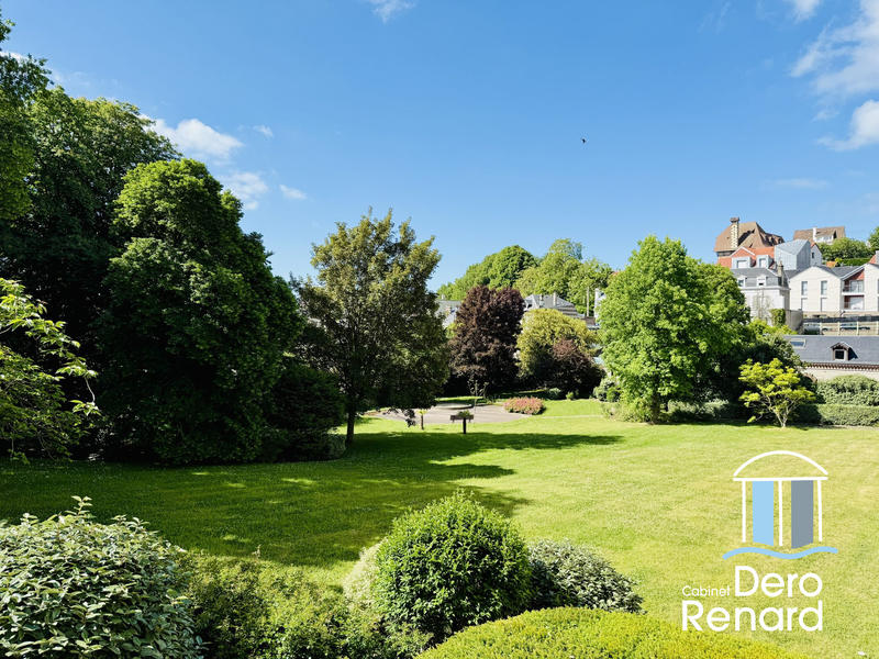 Appartement - 139 m² - 6 pièces