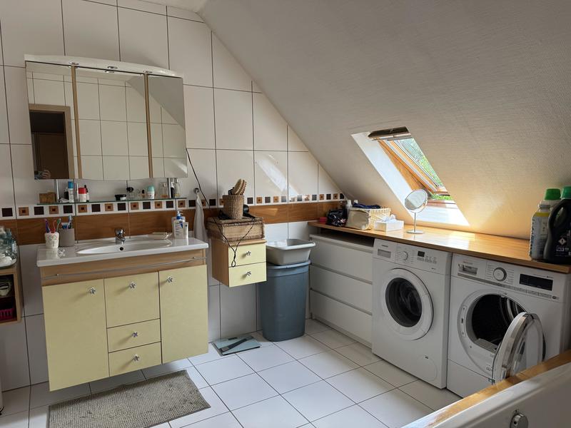 Pavillon - 145 m² - 7 pièces