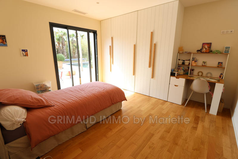 Maison contemporaine - 165 m² - 5 pièces