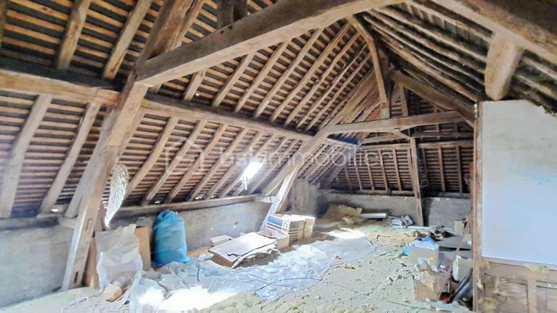 Immeuble - 200 m² - 7 pièces