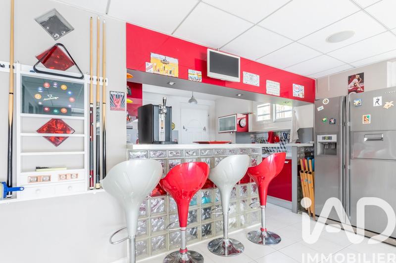 Maison - 162 m² - 10 pièces