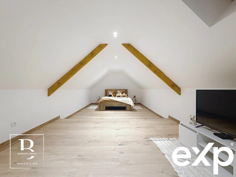 Maison - 99 m² - 3 pièces