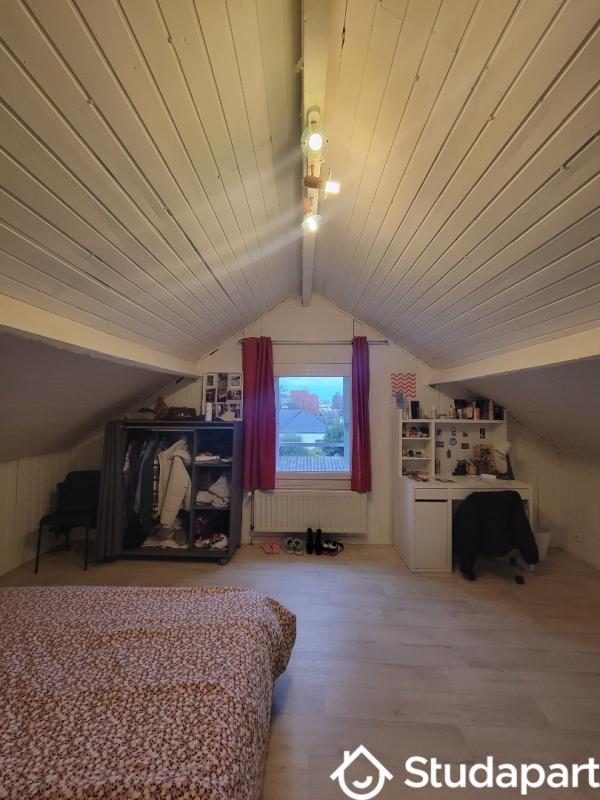 Chambre - 12 m² - 1 pièce