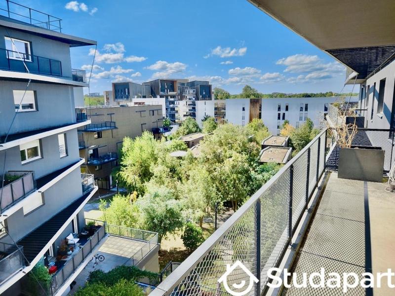 Chambre - 12 m² - 1 pièce