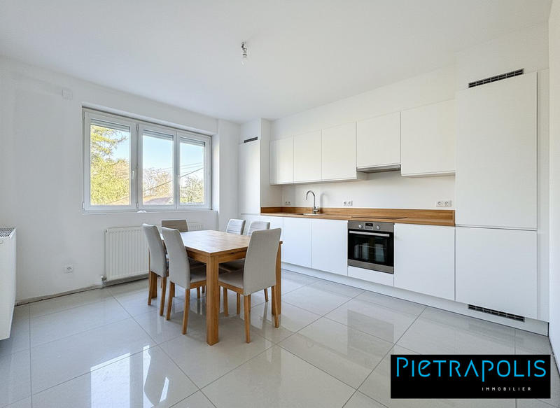 Maison - 145 m² - 6 pièces