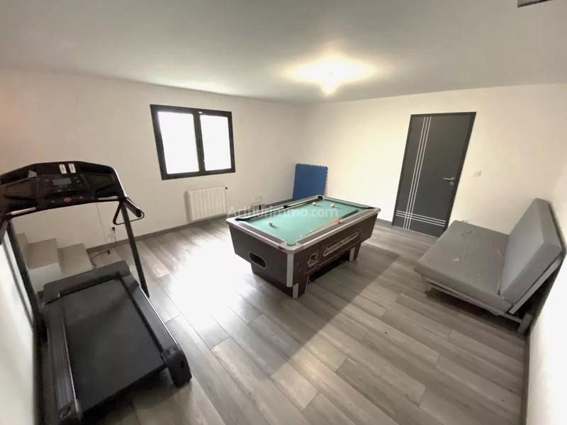 Maison - 185 m² - 7 pièces