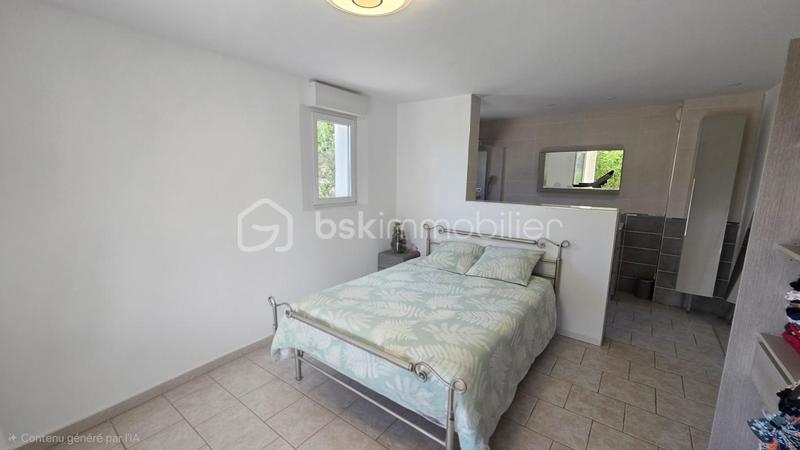 Maison traditionnelle - 172 m² - 7 pièces