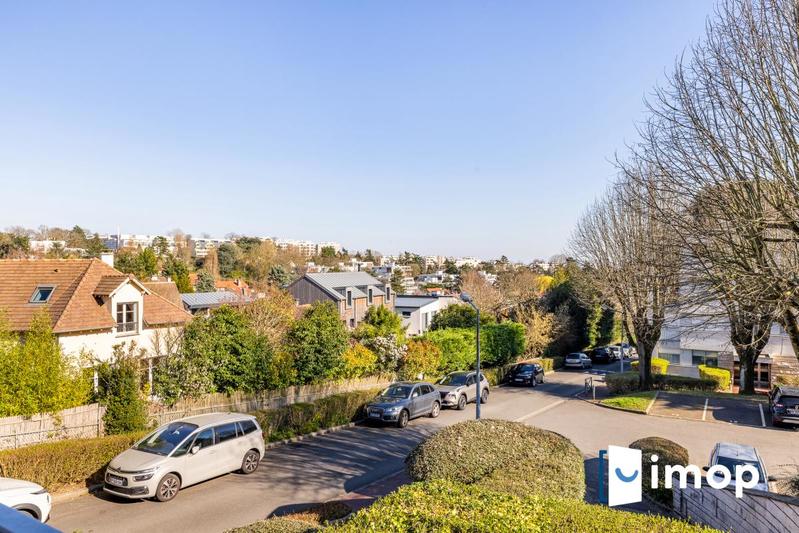 Appartement - 85 m² - 4 pièces