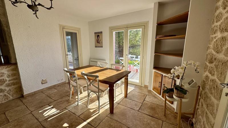 Villa - 149 m² - 4 pièces