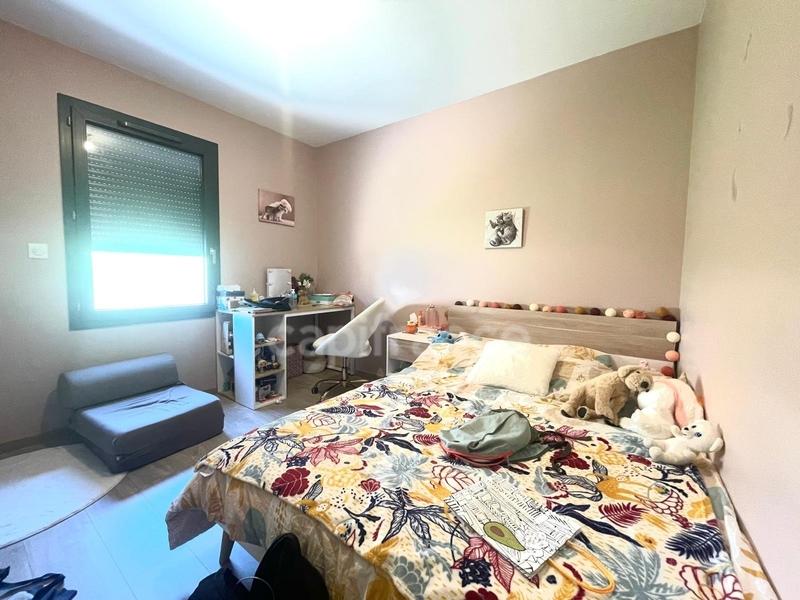 Maison - 93 m² - 4 pièces