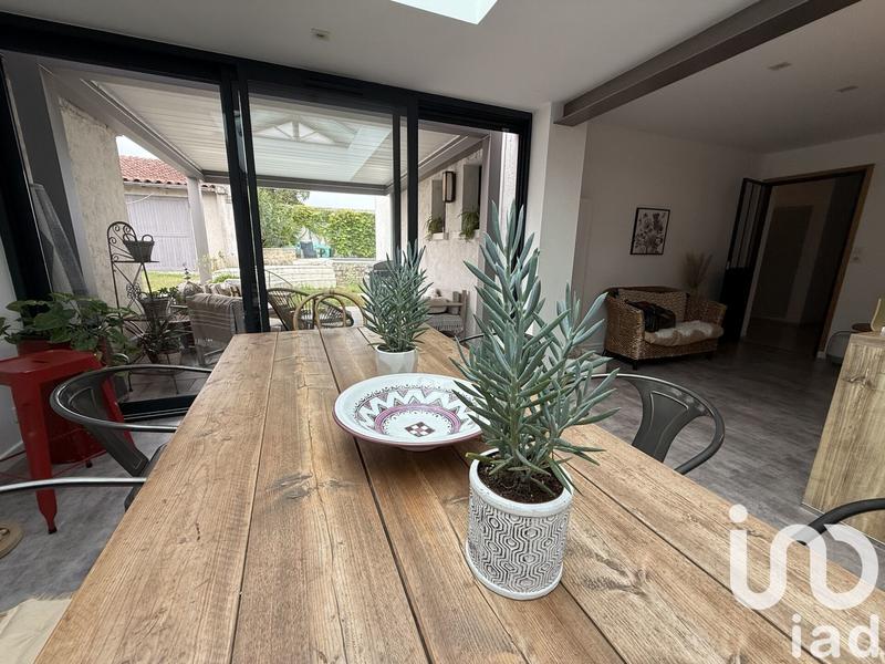 Maison - 208 m² - 6 pièces