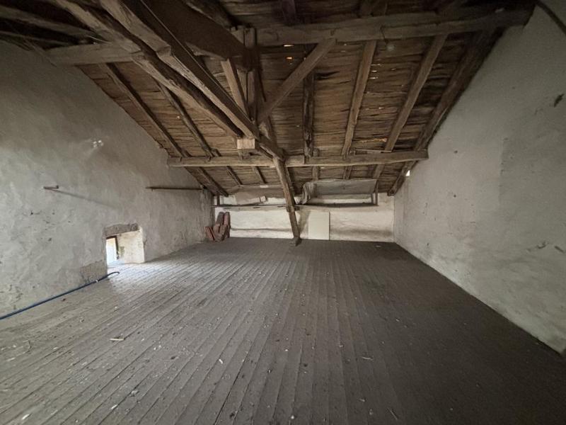 Maison en pierre - 67 m² - 5 pièces