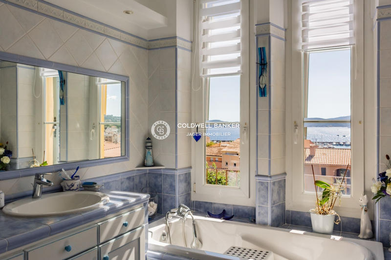 Appartement - 106 m² - 4 pièces