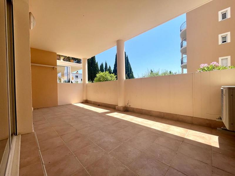 Appartement - 92 m² - 4 pièces