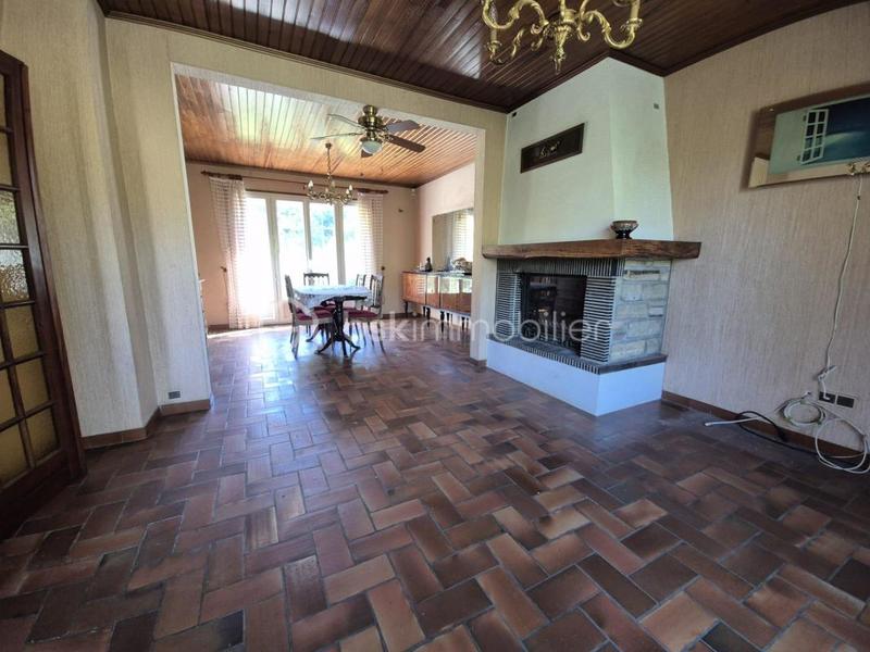 Maison traditionnelle - 90 m² - 4 pièces