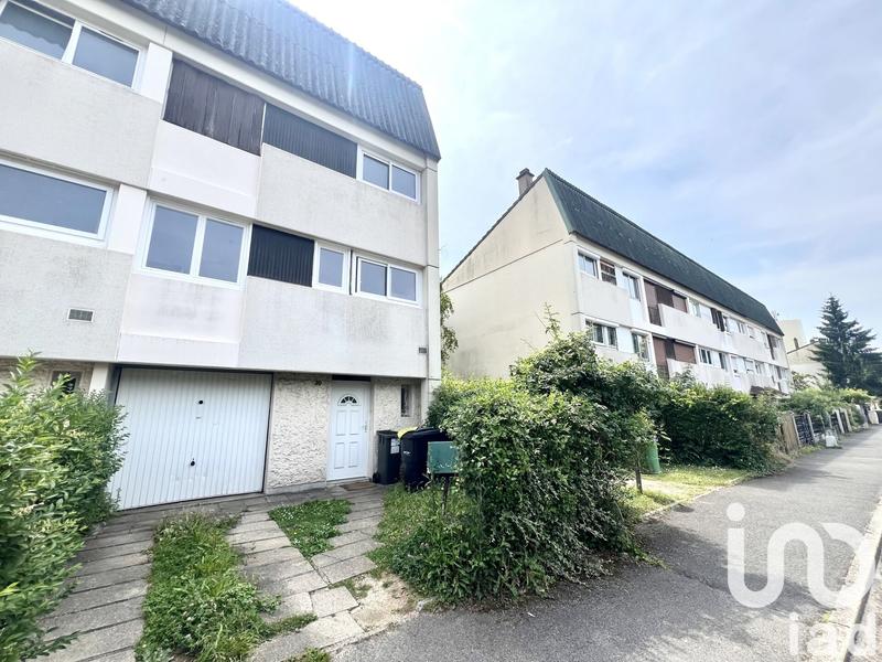 Maison - 85 m² - 4 pièces