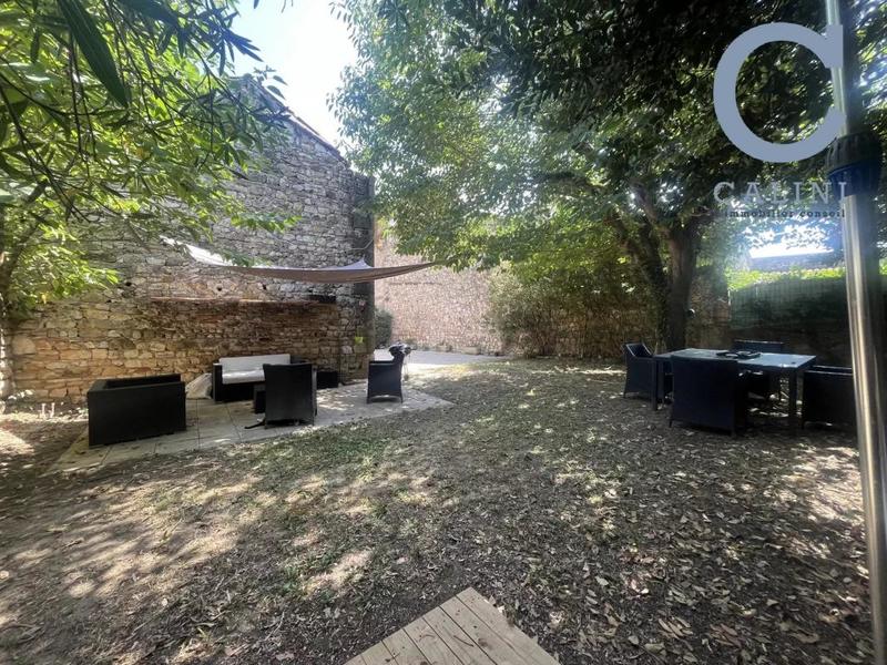 Maison de village - 195 m² - 7 pièces