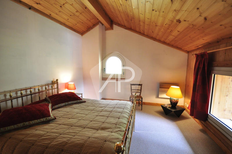 Maison - 251 m² - 10 pièces