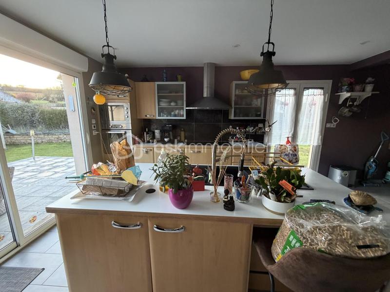 Maison - 203 m² - 7 pièces