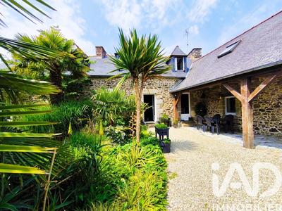 Maison - 200 m² - 7 pièces