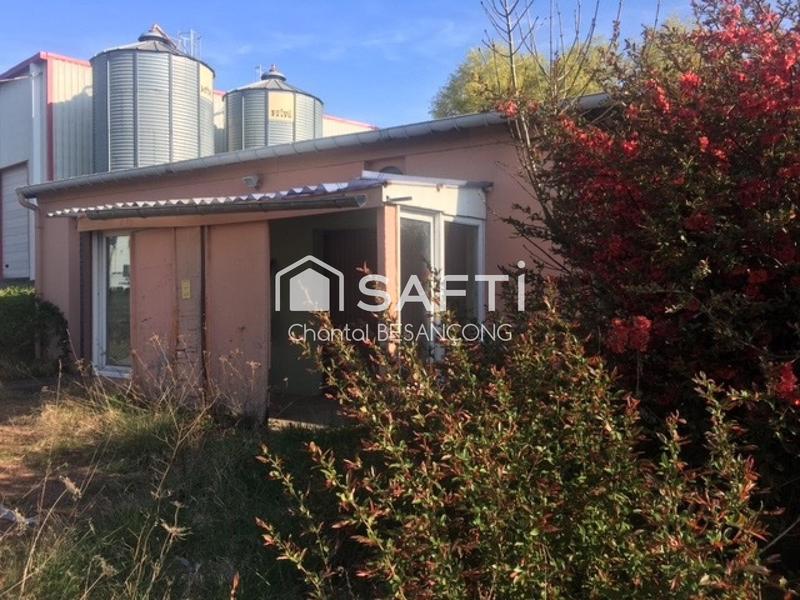 Local commercial - 150 m² - 2 pièces