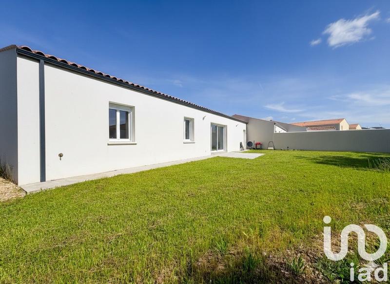 Maison - 95 m² - 5 pièces