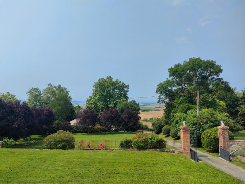 Château - 460 m² - 14 pièces