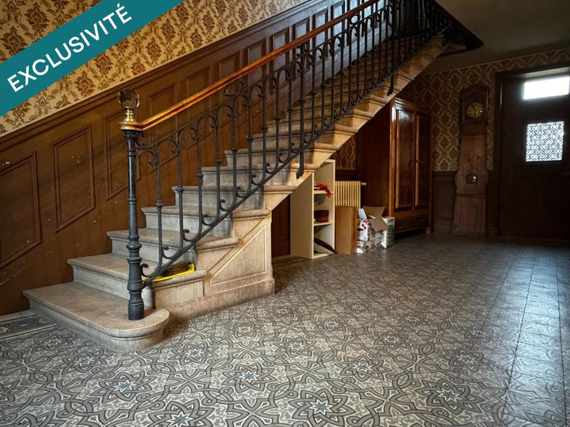 Maison - 200 m² - 12 pièces