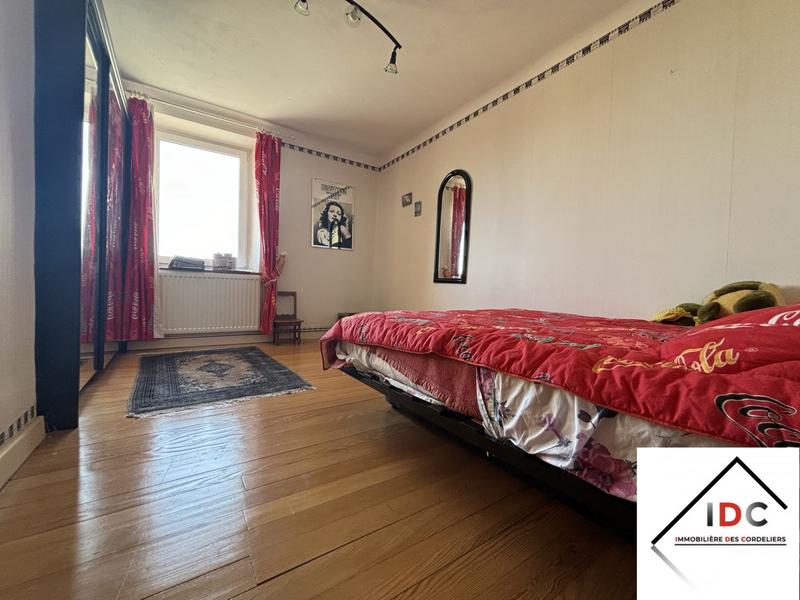 Maison - 190 m² - 6 pièces